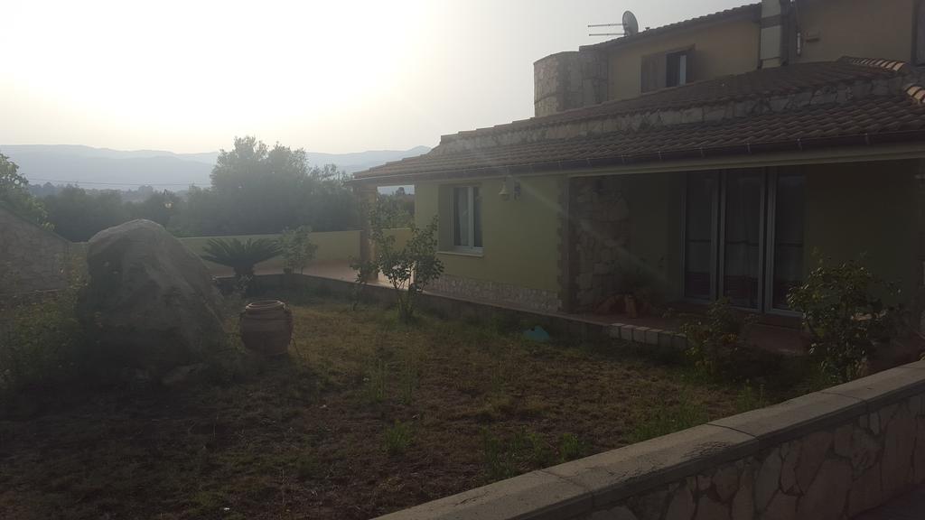 Villa Renzo E Lucia Sant Isidoro  Exterior photo