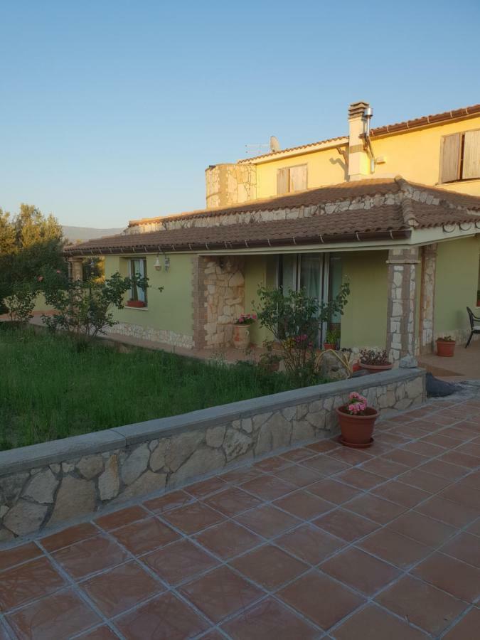 Villa Renzo E Lucia Sant Isidoro  Exterior photo